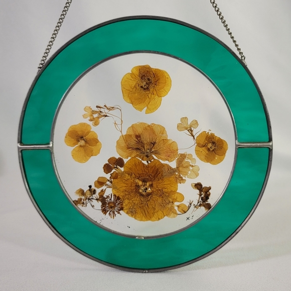 Stained Glass Dried Pressed Flowers Suncatcher - Picture 3 of 11